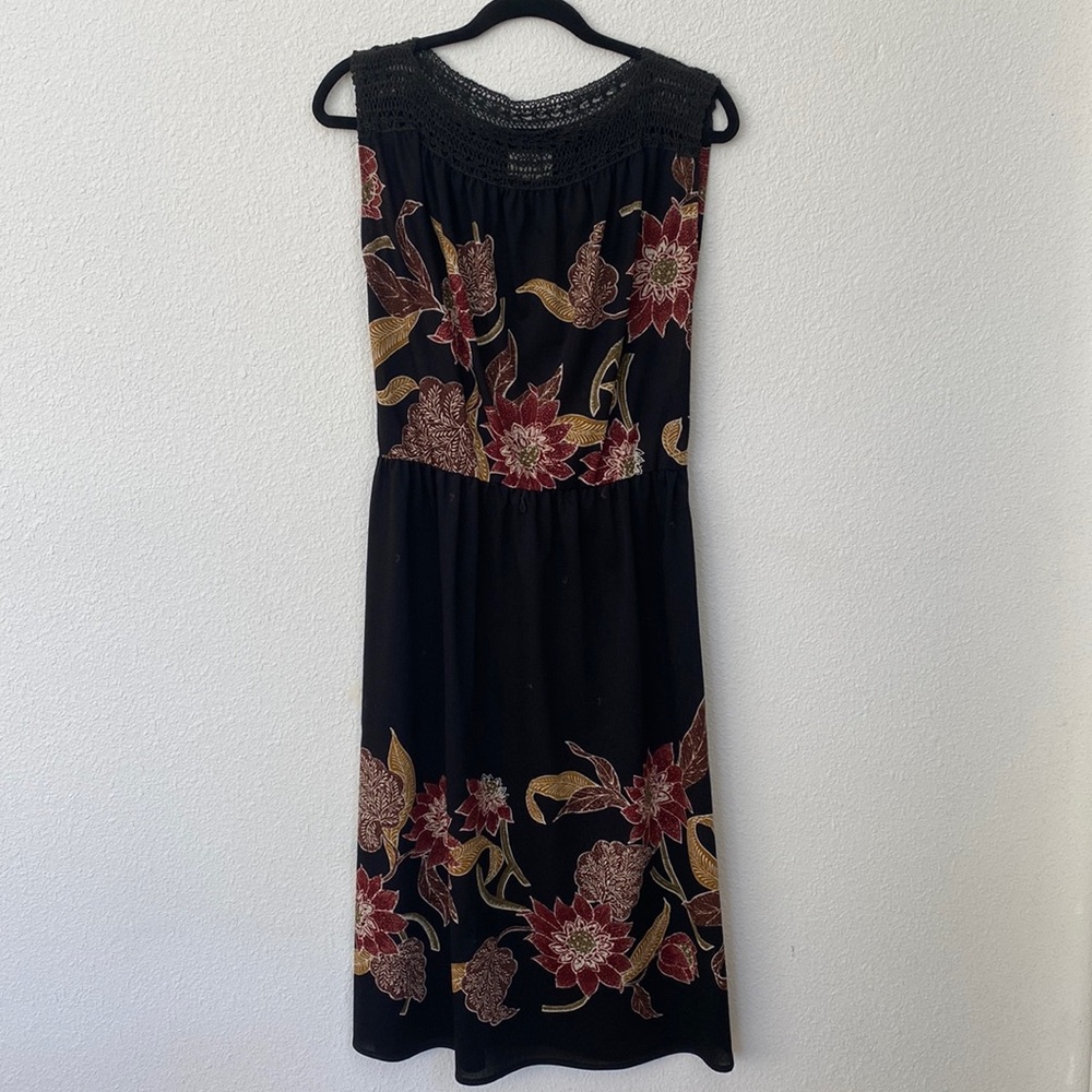 Vintage sleeveless dress